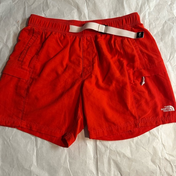 The North Face Men's Bold Red Athletic Shorts - Picture 4 of 9